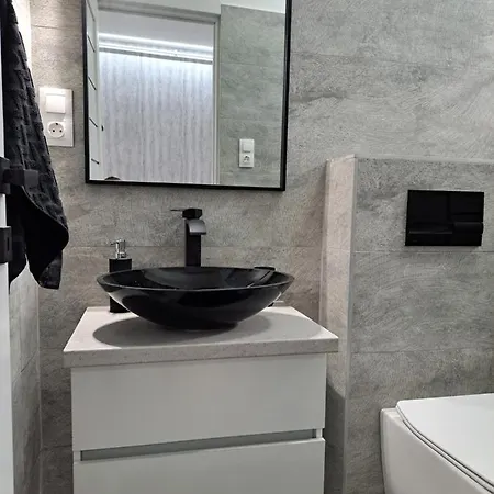 Belvarosi Lux Apartment Vasarosnameny
