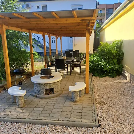 Belvárosi Lux Apartman *