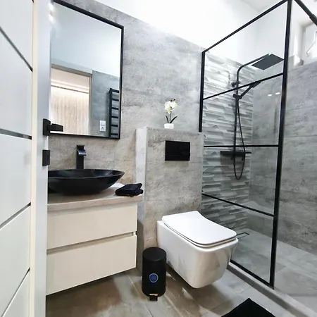 Διαμέρισμα Belvarosi Lux *