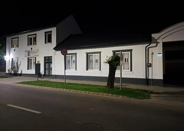 Apartment Belvarosi Lux *